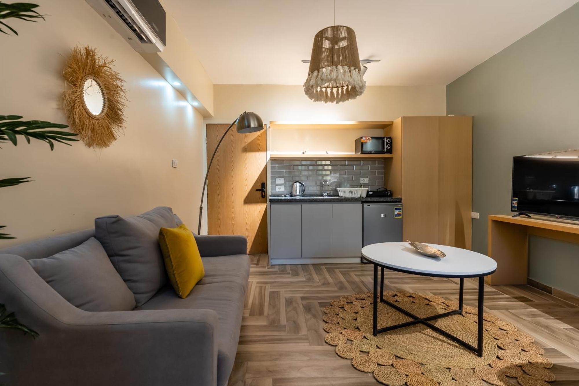 Apartment Bird Nest Near Arkan Plaza